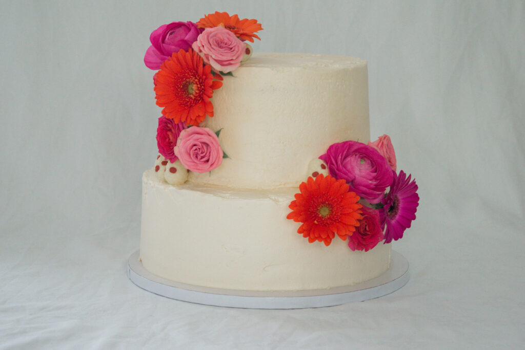 bruidstaart lente bloemen